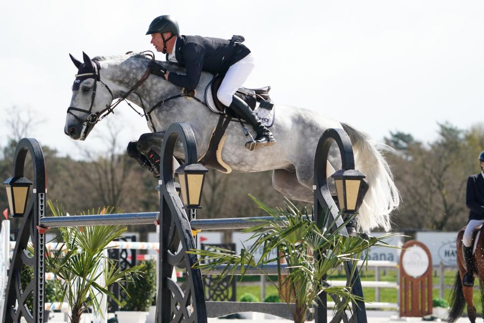 Vigalio Sho Z jumps to silver in the CSI3 GP of Arezzo